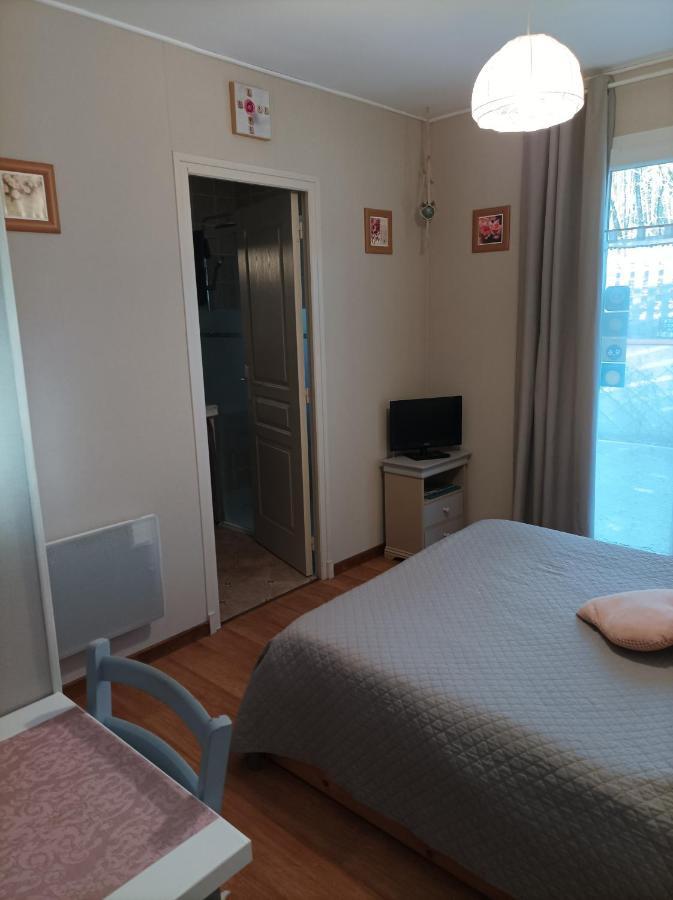 Bed and Breakfast Le Nid De Mesanges Chauffour-sur-Vell Exterior foto