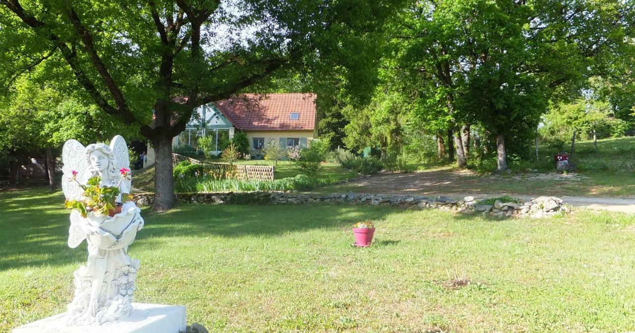 Bed and Breakfast Le Nid De Mesanges Chauffour-sur-Vell Exterior foto